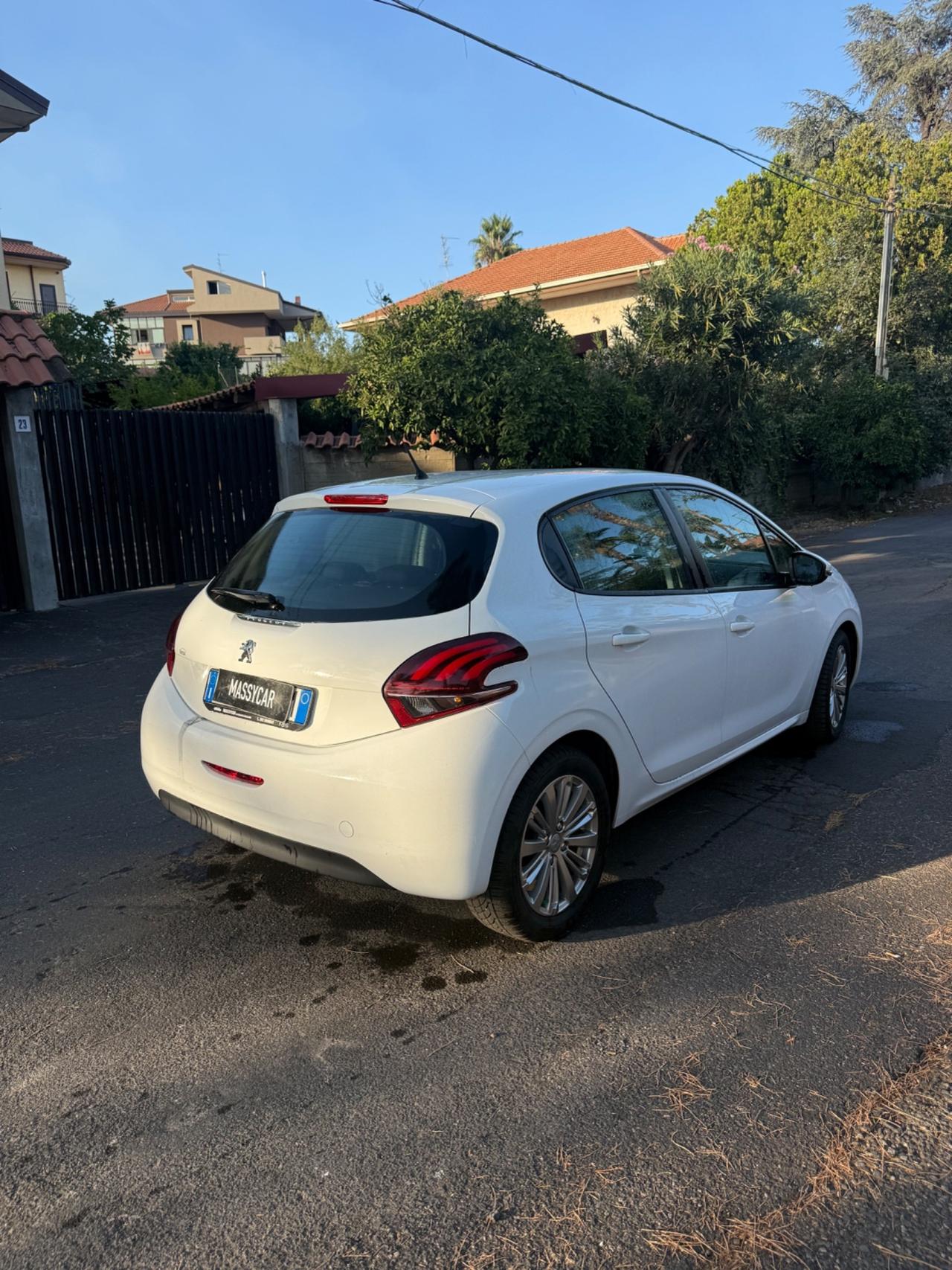Peugeot 208 BlueHDi 75 5 porte Active