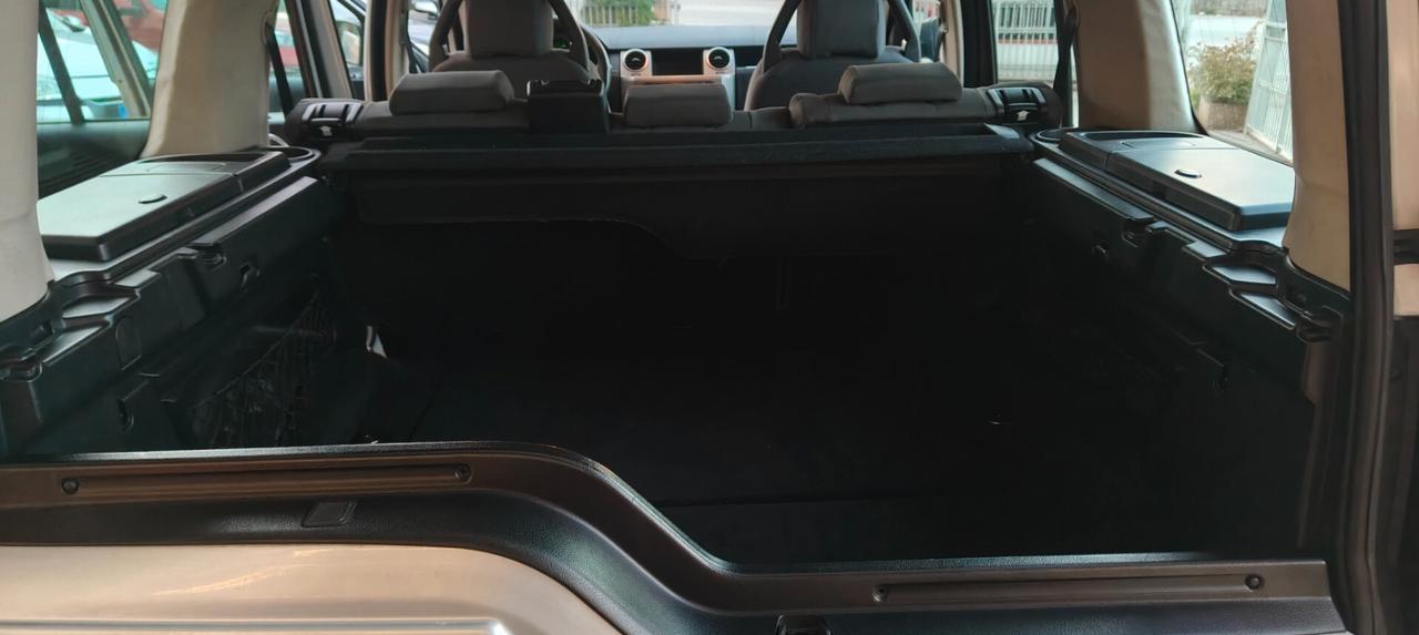 Land Rover Discovery 3 2.7 TDV6 SE