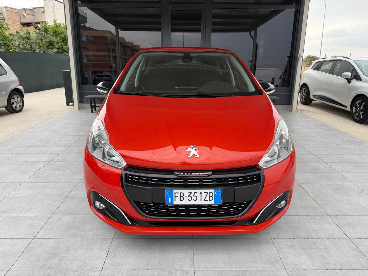 Peugeot 208 BlueHDi 75 5 porte Allure