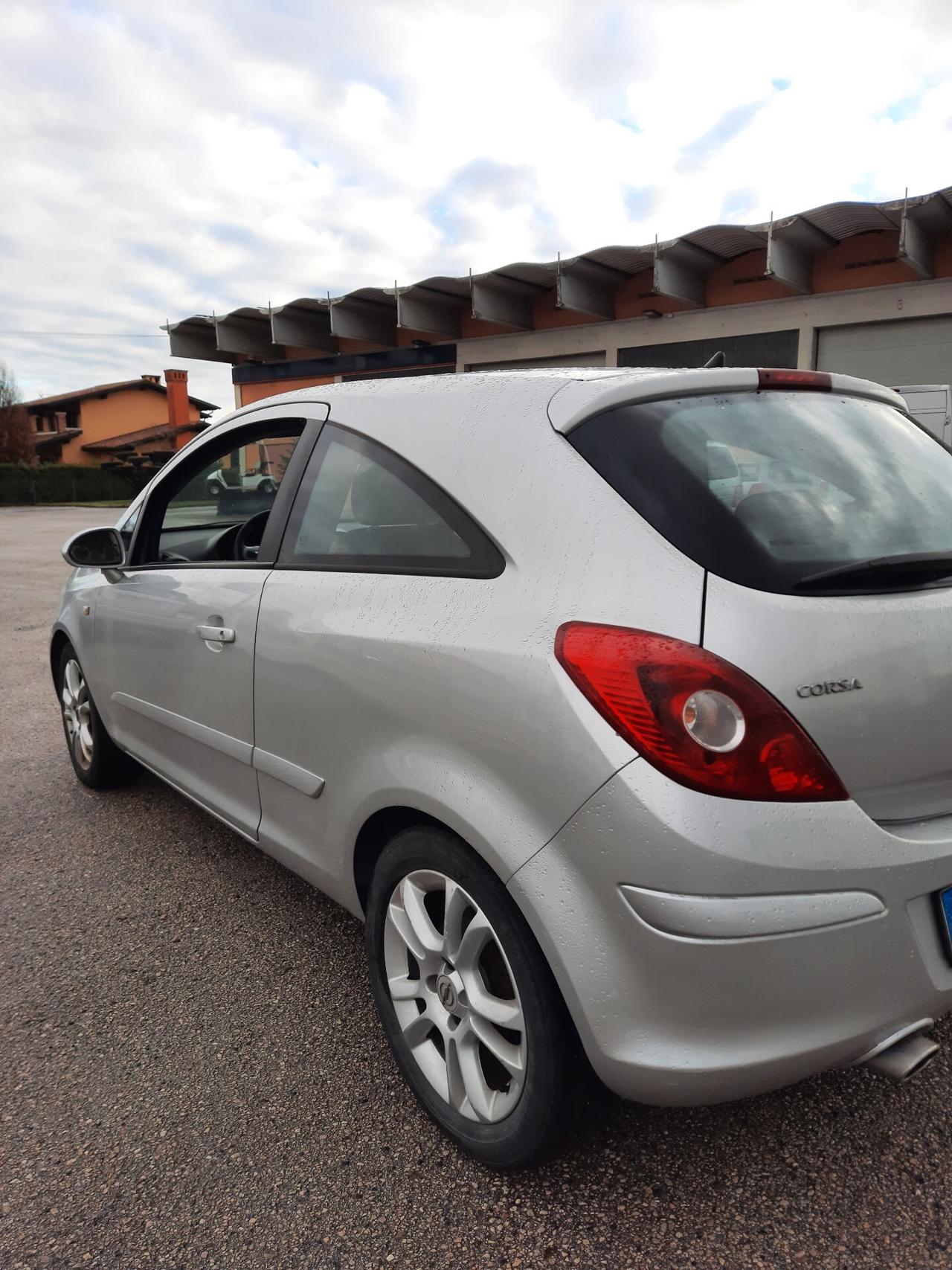 Opel Corsa 1.3 CDTI 90CV 3 porte Ok neopatentati