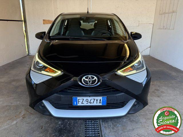 TOYOTA Aygo Connect 1.0 VVT-i 72 CV x-play PREZZO REALE