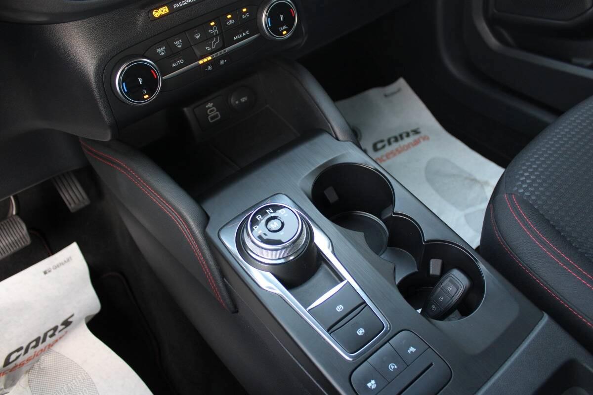 Ford Kuga 2.0 ecoblue ST-Line 2wd 120cv AUTO con CarPlay