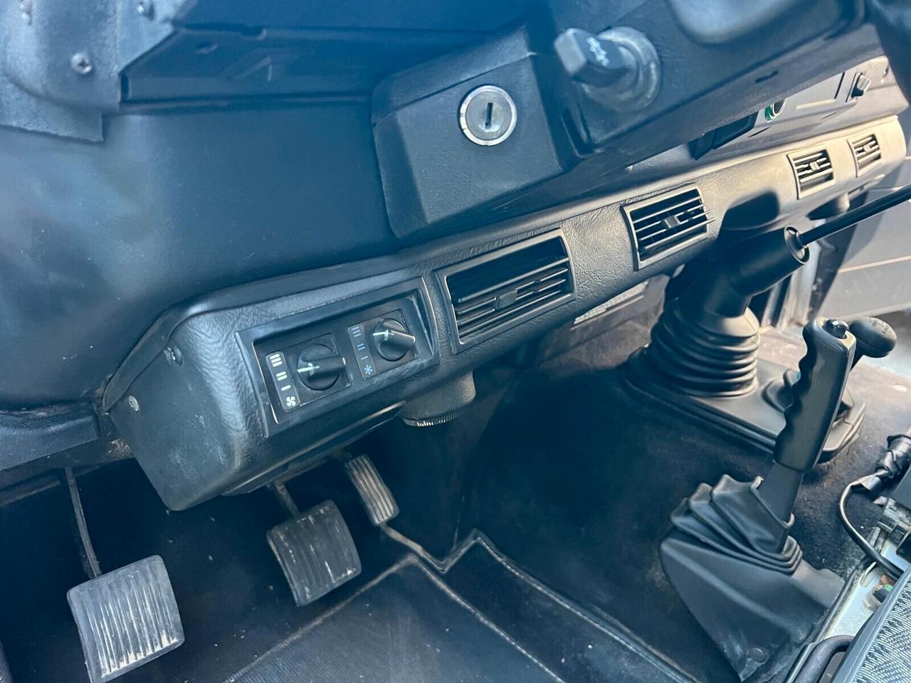 LAND ROVER DEFENDER 90 2.5 Td5 STATION WEGON E 6 posti
