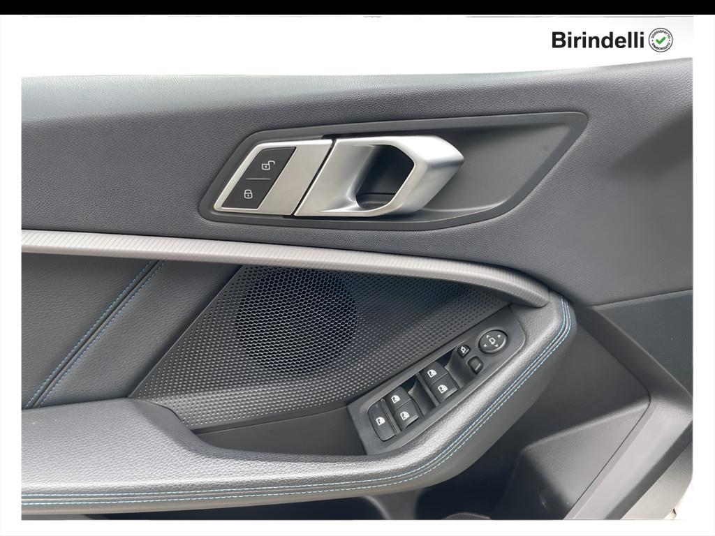 BMW Serie 1 (F40) - 118d 5p. Msport