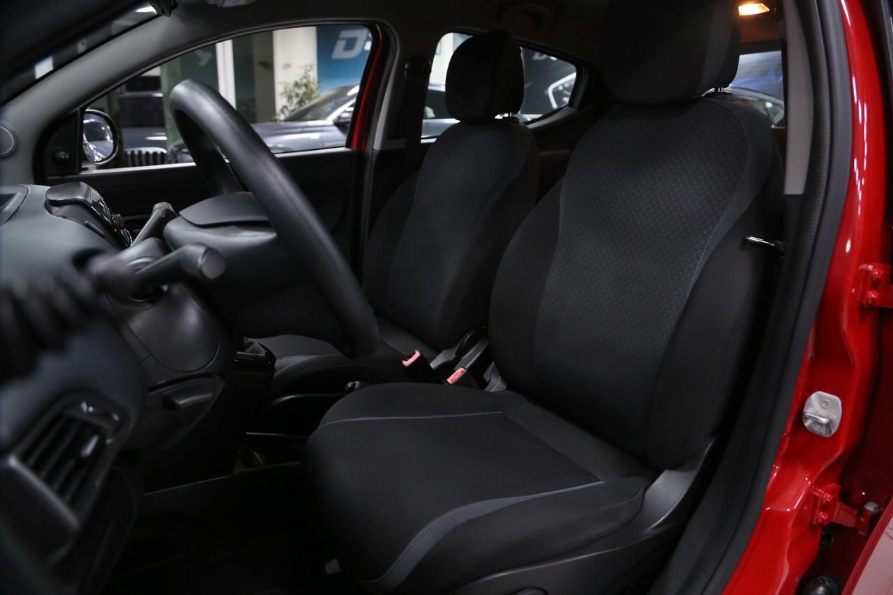 Lancia Ypsilon 1.2 69 cv Silver