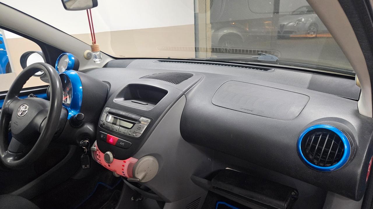 Toyota Aygo 1.0 12V VVT-i 5 porte Now