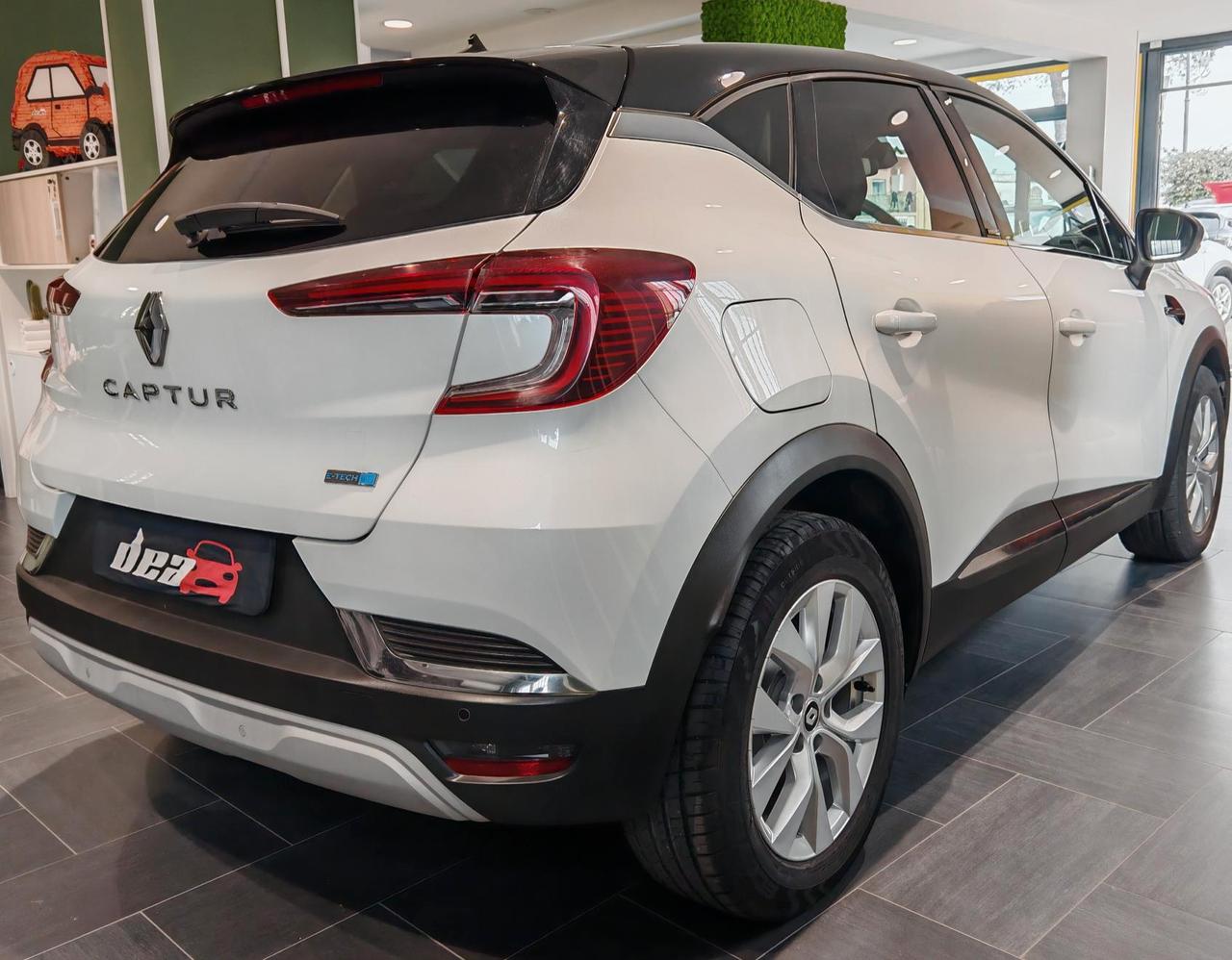 Renault Captur Plug-in Hybrid E-Tech 160 CV Intens