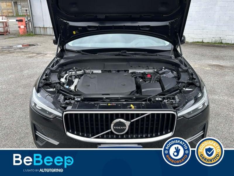 Volvo XC60 2.0 B4 MOMENTUM PRO AWD AUTO