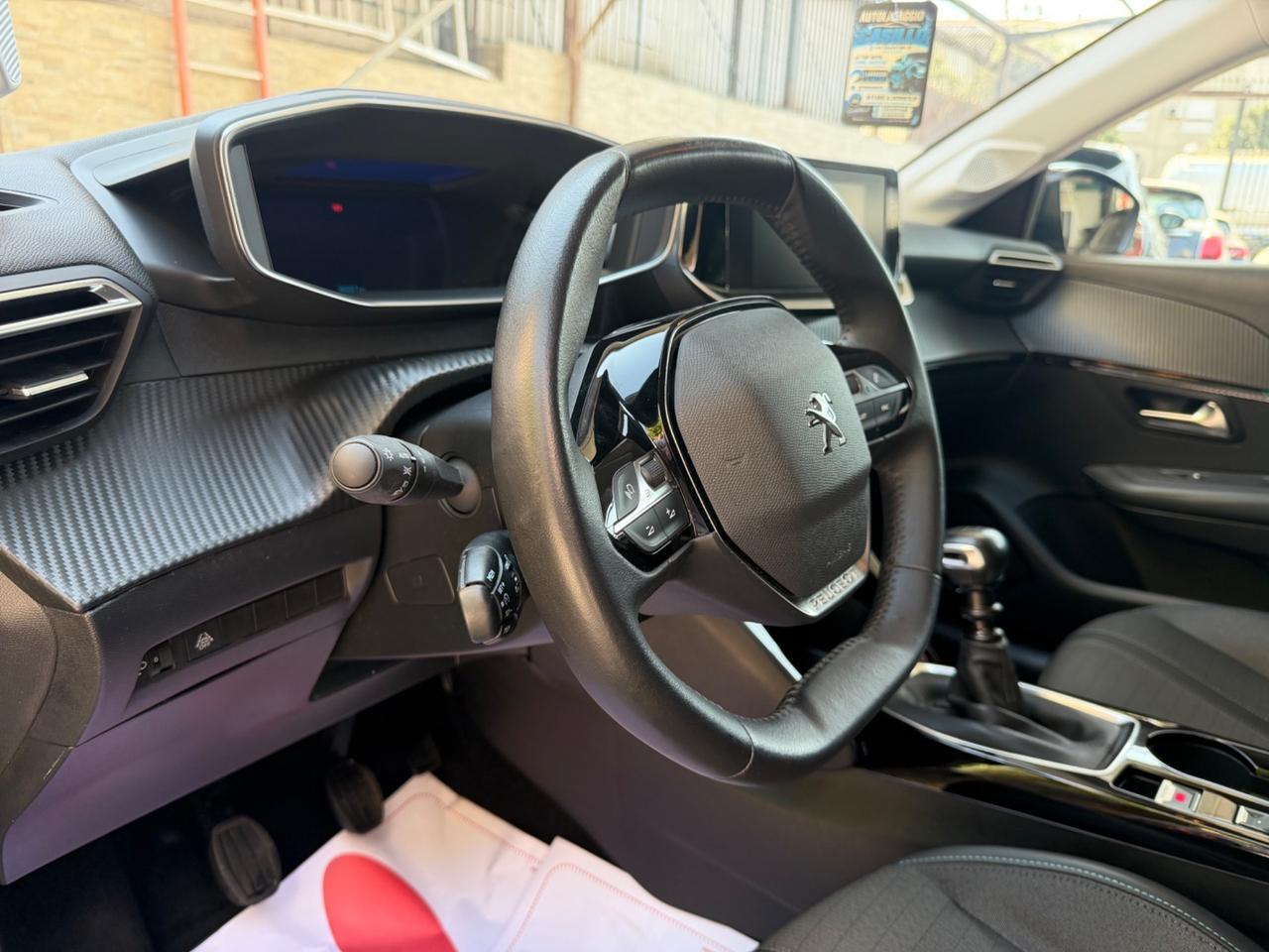Peugeot 208 1.2 benzina 2023