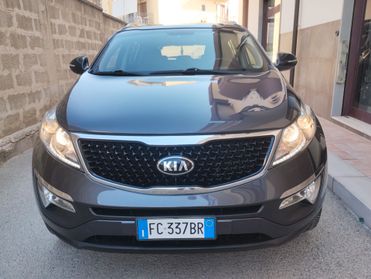 Kia Sportage 1.7 CRDI 2WD high tech . Autocarro N1
