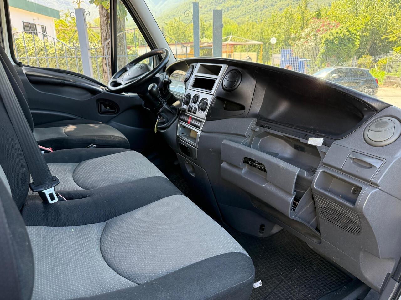 Iveco Daily 35 Furgone 3 Posti