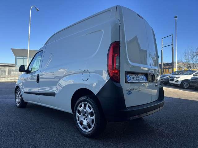 Fiat Doblo 1.6mjt 16v 105cv E6B SX 3posti2000x1480x1550 kg960