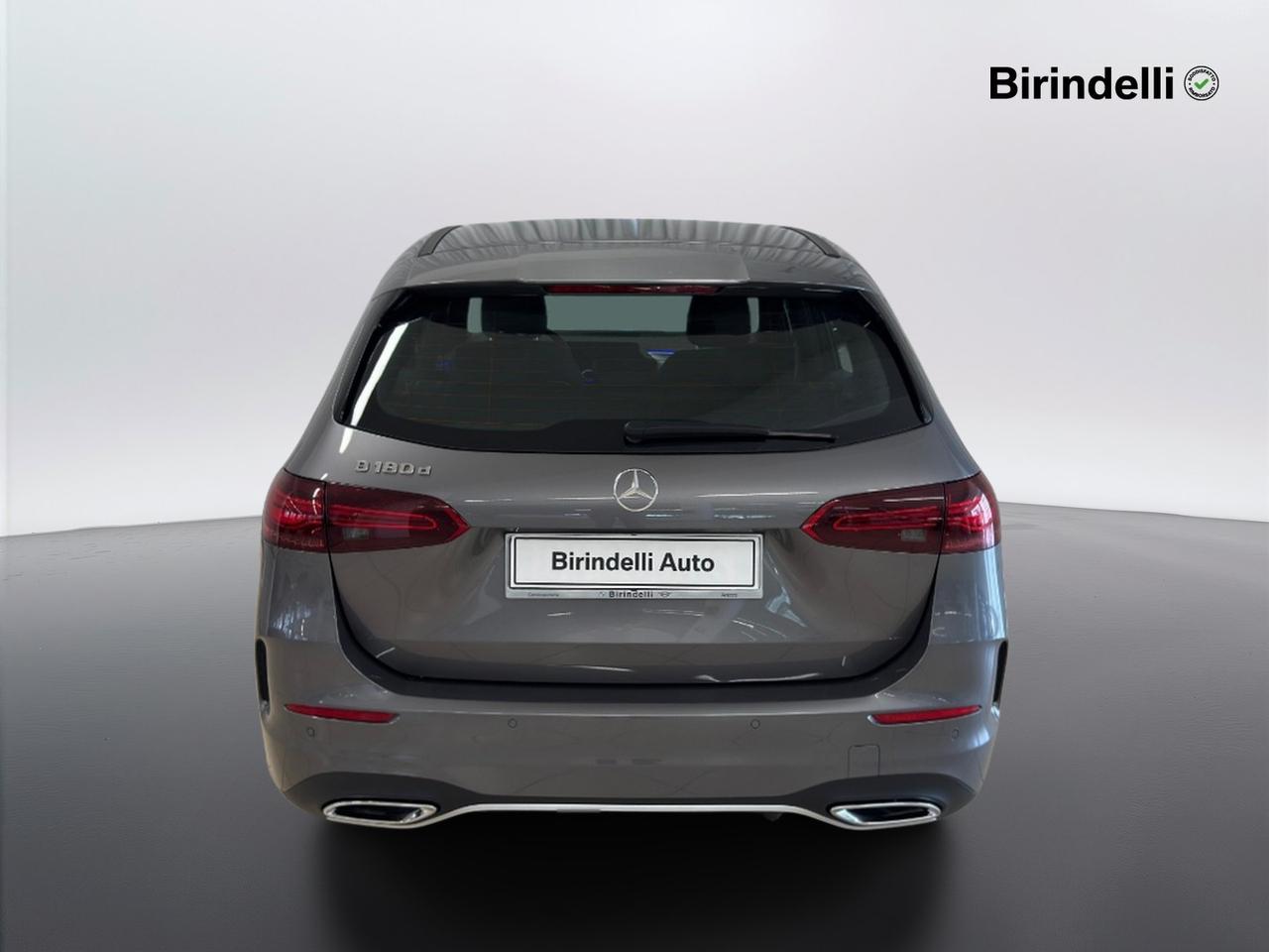 Mercedes-Benz Classe B (W247) - B 180 d Automatic AMG Line Premium