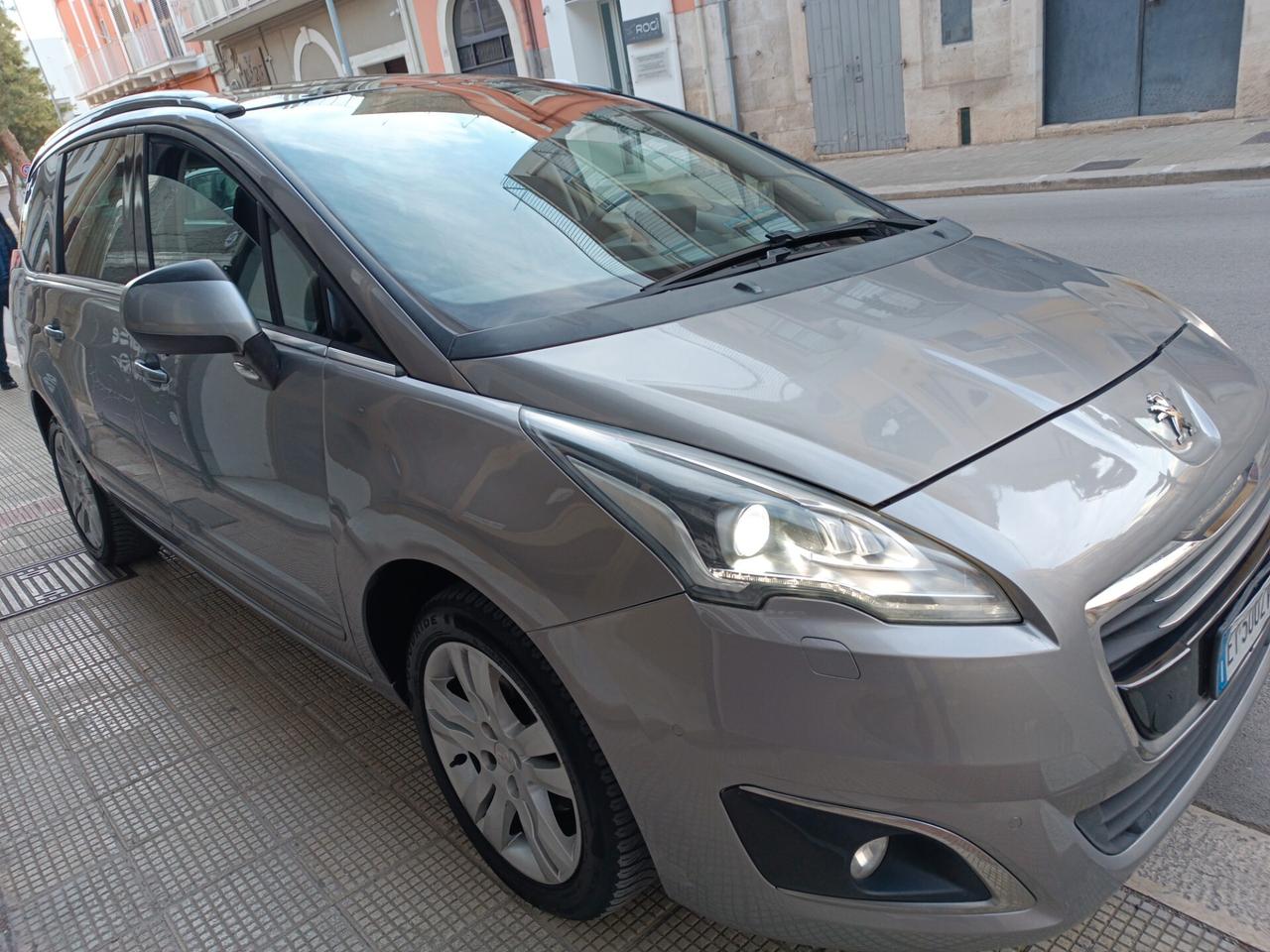 Peugeot 5008 1.6 HDi 115CV ALLURE 7 POSTI TETTO NAVI CAMERA