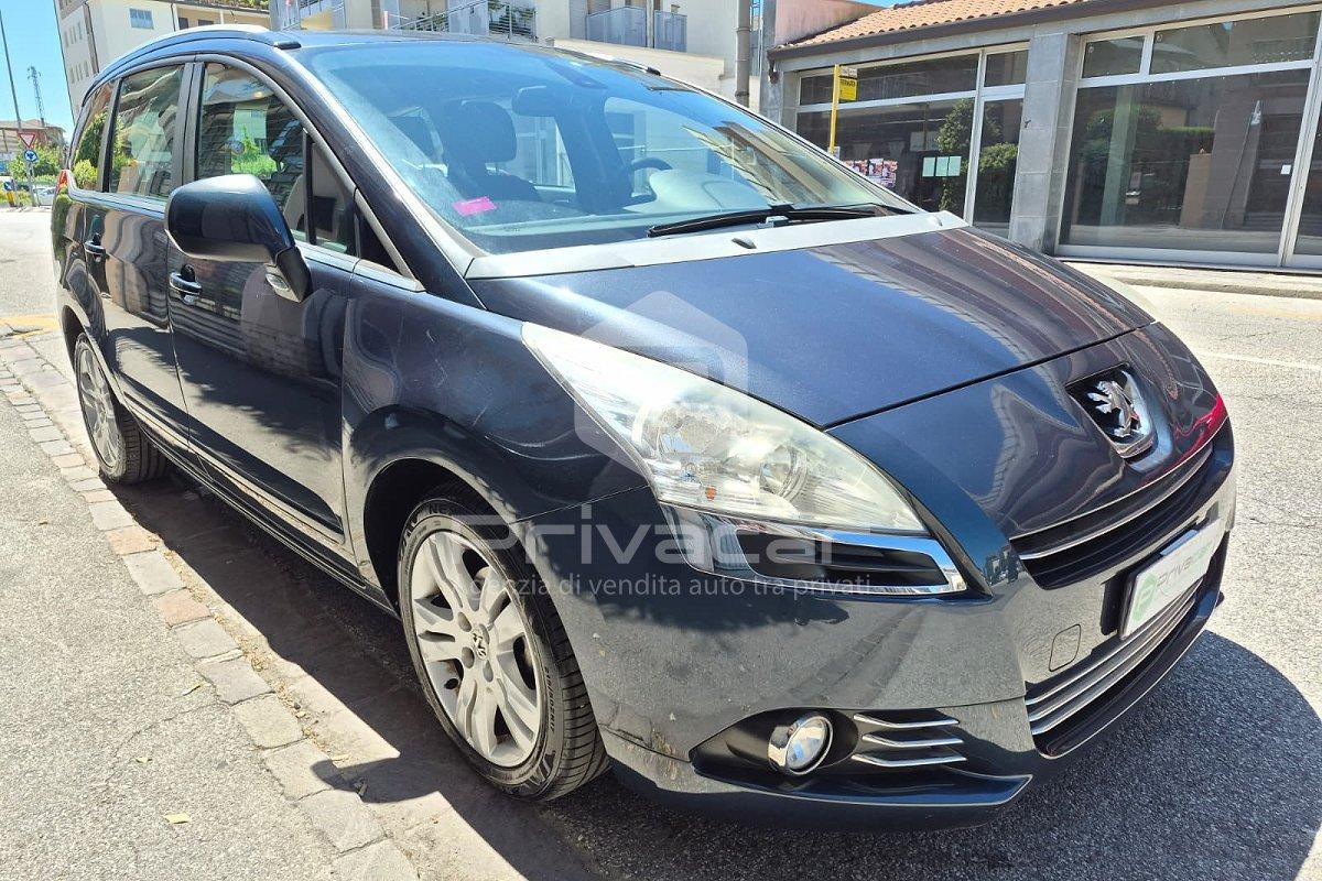 PEUGEOT 5008 1.6 HDi 115CV Active
