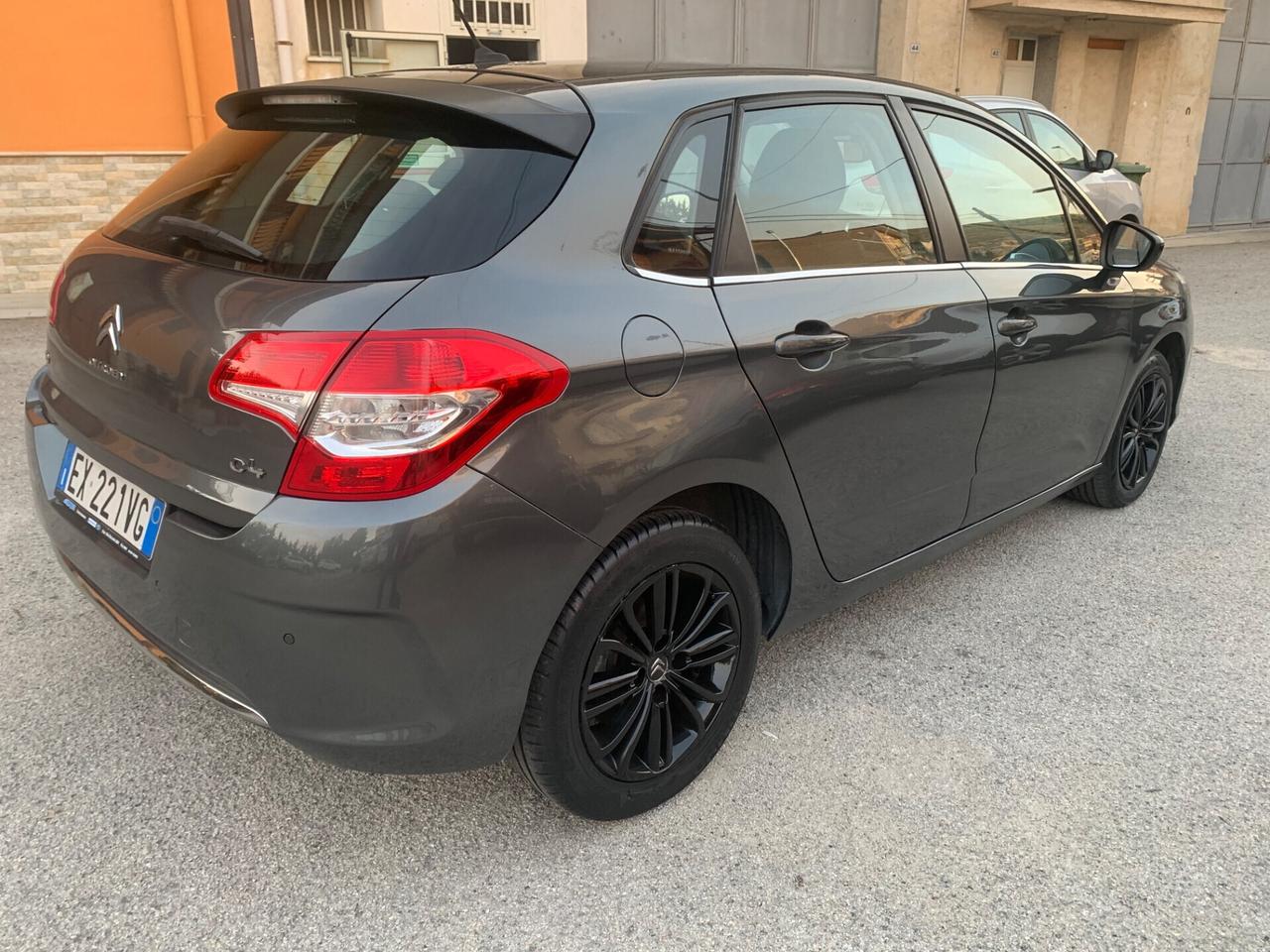 Citroen C4 1.6 e-HDi 115 Seduction