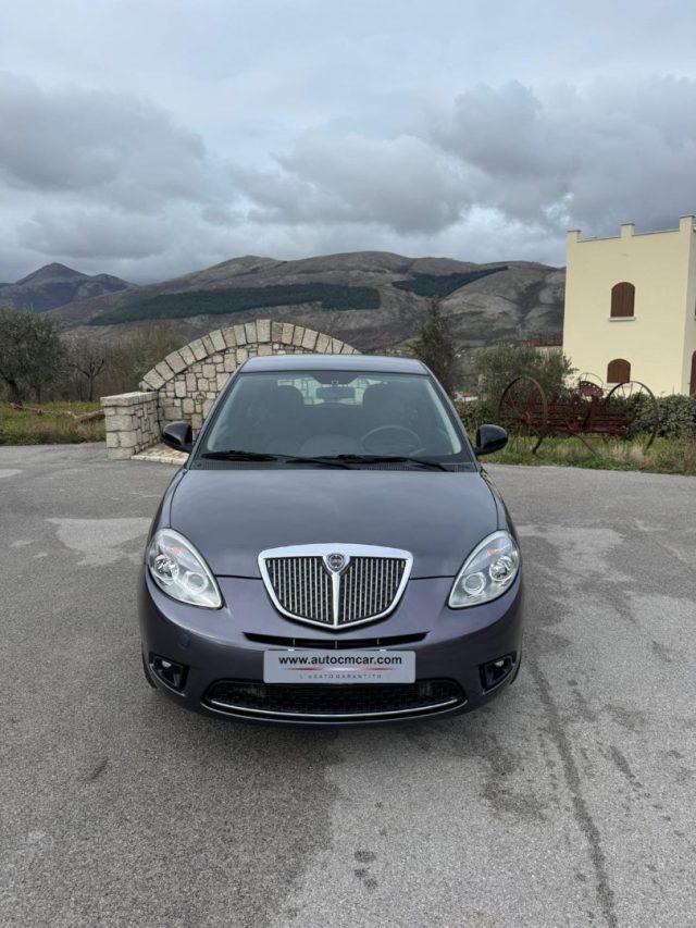 LANCIA Ypsilon 1.2 69 CV Unyca
