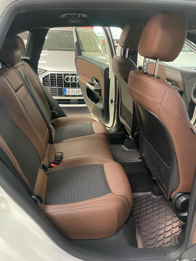MERCEDES-BENZ B 180 d*LED/PELLE/TELEC/AUTOMATICA*