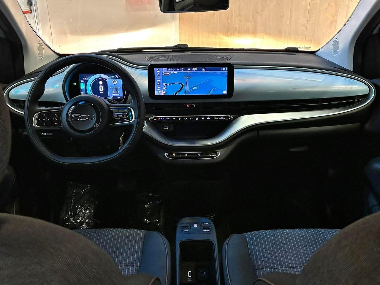 Fiat 500 500e Berlina 42 kWh Icon