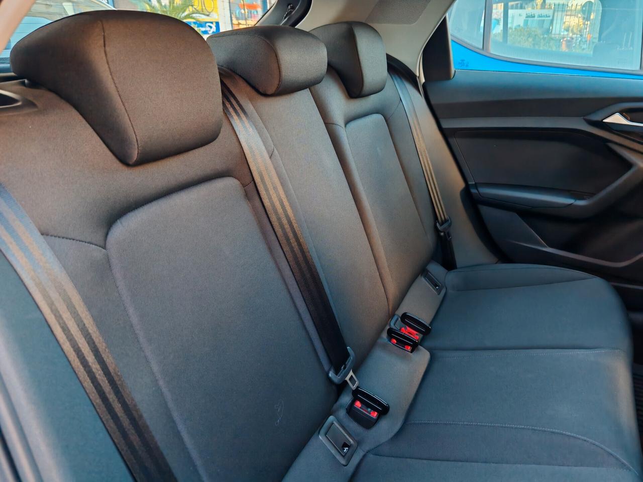 Audi A1 citycarver 30 TFSI Identity Contrast