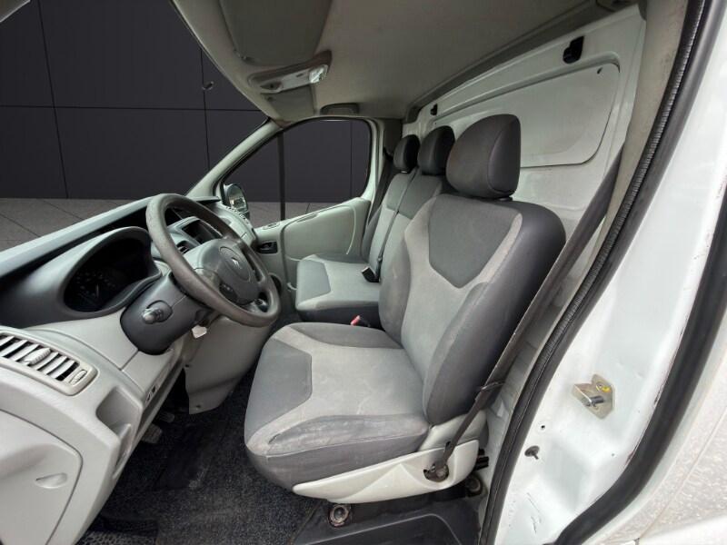 RENAULT Trafic 3ª serie Trafic T27 2.0 dCi/115...