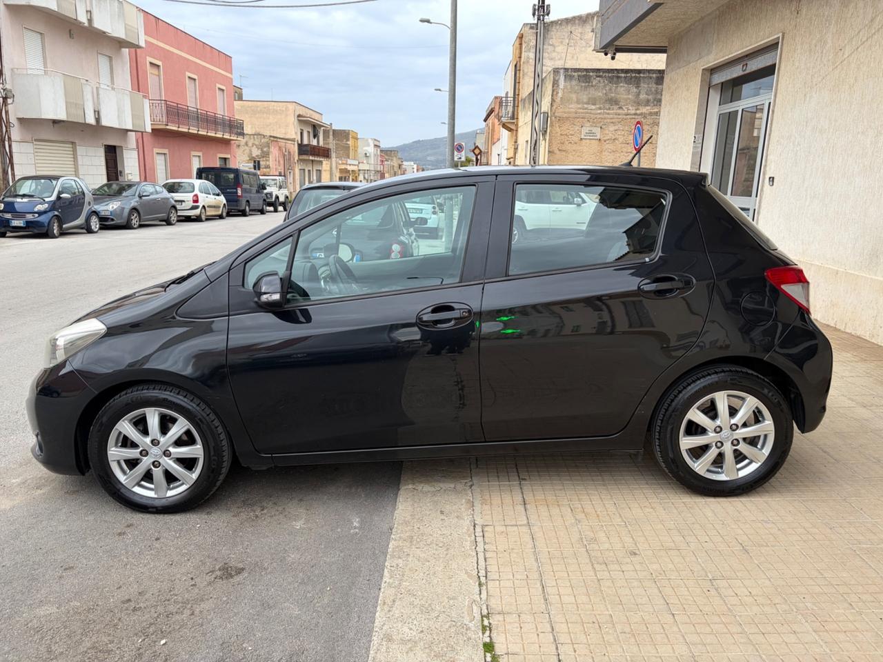 Toyota Yaris 1.4 D-4D 5 porte Style M-MT
