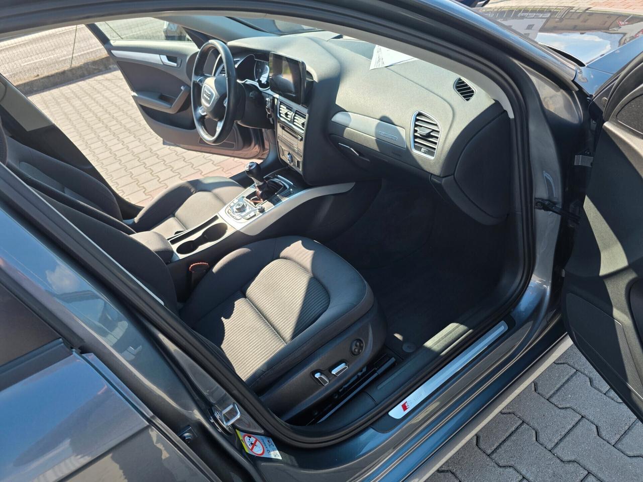 Audi A4 2.0 TDI 177 CV 4x4 full sport