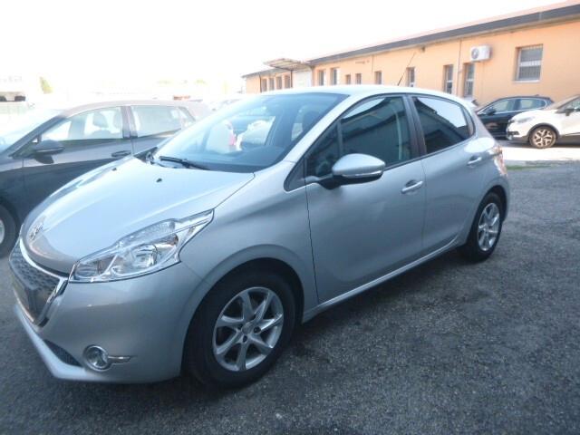 Peugeot 208 1.2 VTi 82 CV 5 porte Active NEOPATENTATI
