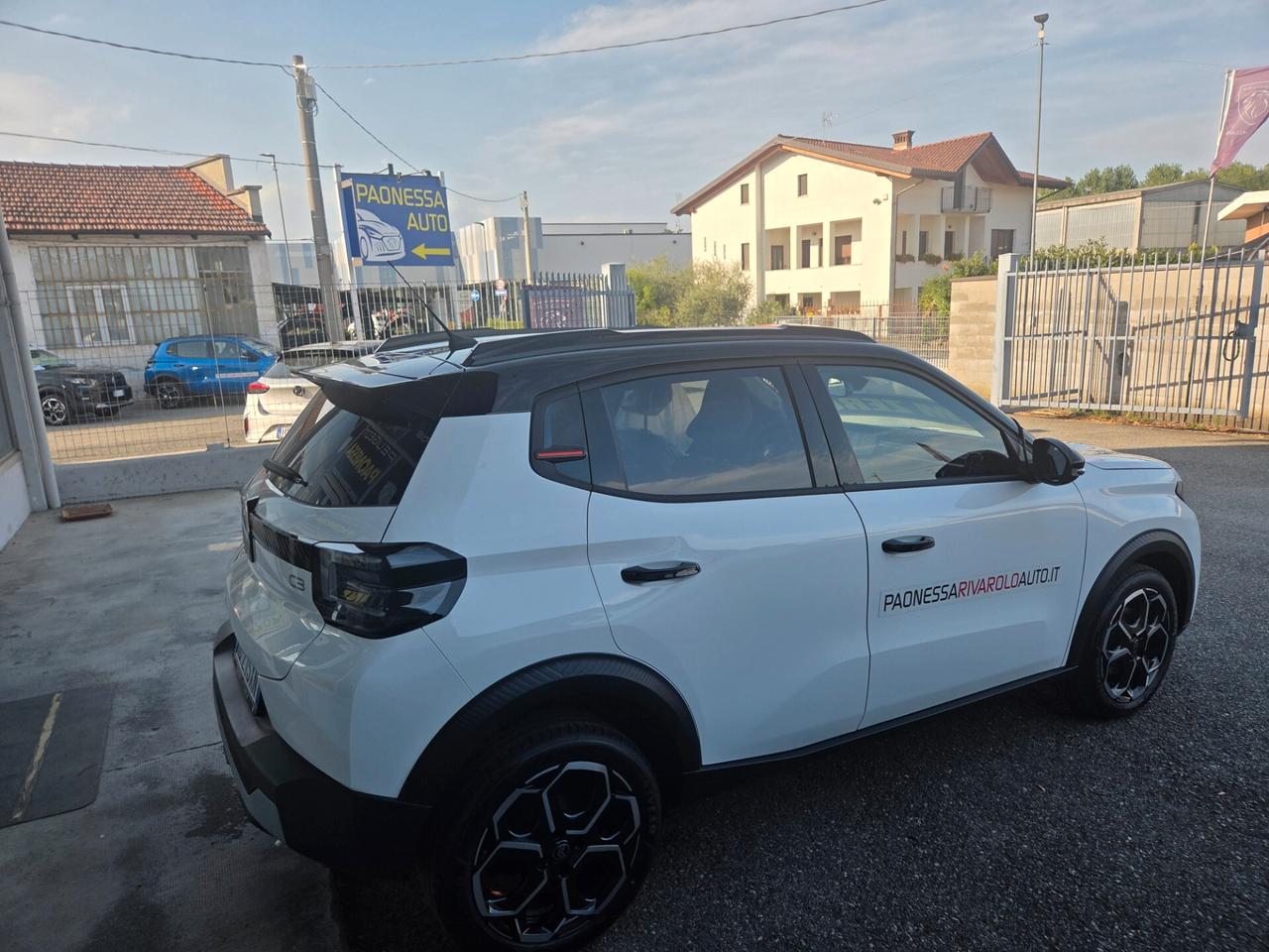 Citroen C3 MAX 100 CV KM0 TETTO NERO NESSUN OBBLIGO FINANZIARIO !
