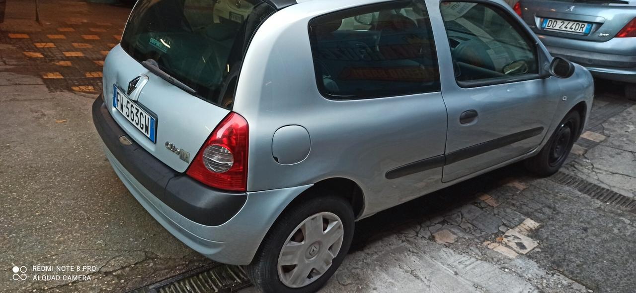 Renault Clio 1.2 cat 3 porte Confort Authentique