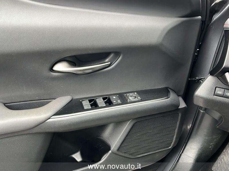 Lexus UX UX Hybrid 4WD F Sport