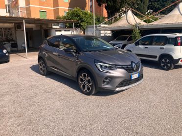 RENAULT CAPTUR 1.6 Hybrid 145cv Techno Fast Track