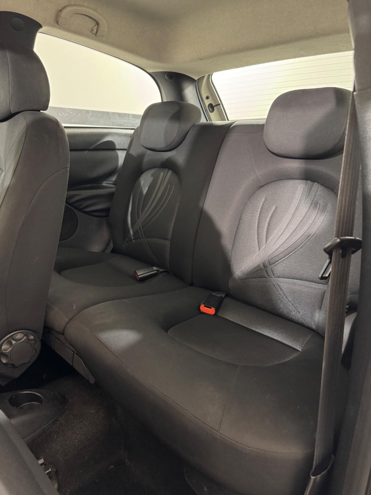 Lancia Ypsilon 1.2 69 CV Platinum*NEOPATENTATI*