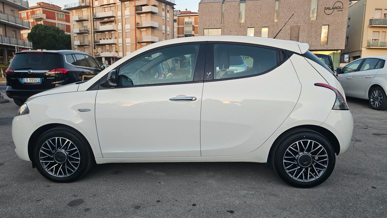 Lancia Ypsilon 1.3 MJT 16V 95 CV 5 porte S&S Gold
