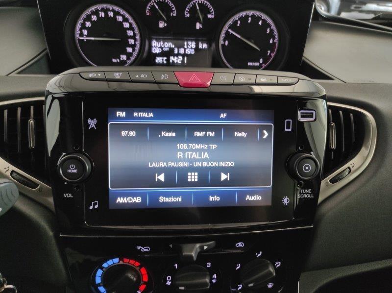 LANCIA Ypsilon 3ª serie - Ypsilon 1.0 FireFly 5 porte S&S Hybrid Gold