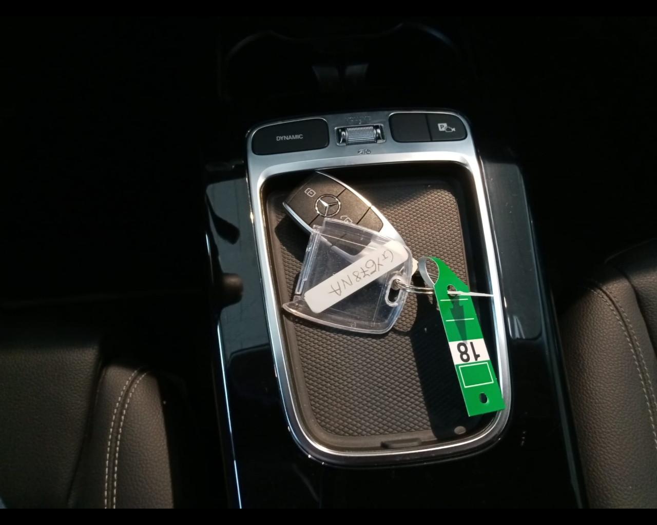 Mercedes-Benz CLA Sh.Brake - X118 2023 - CLA Shooting Brake 180 d Advanced auto