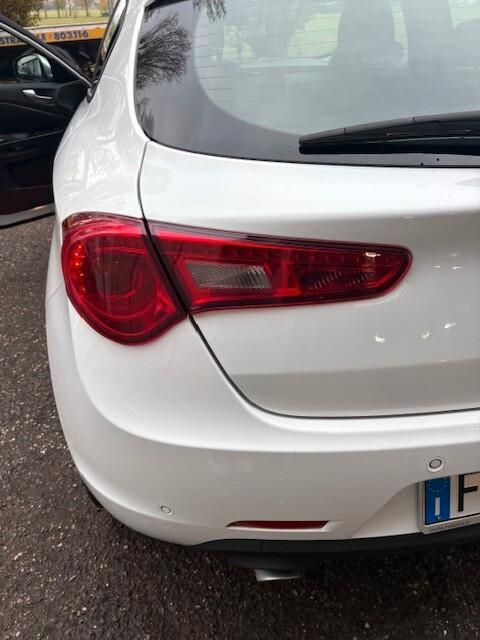 Alfa Romeo Giulietta 1.6 JTDm TCT 120 CV Super