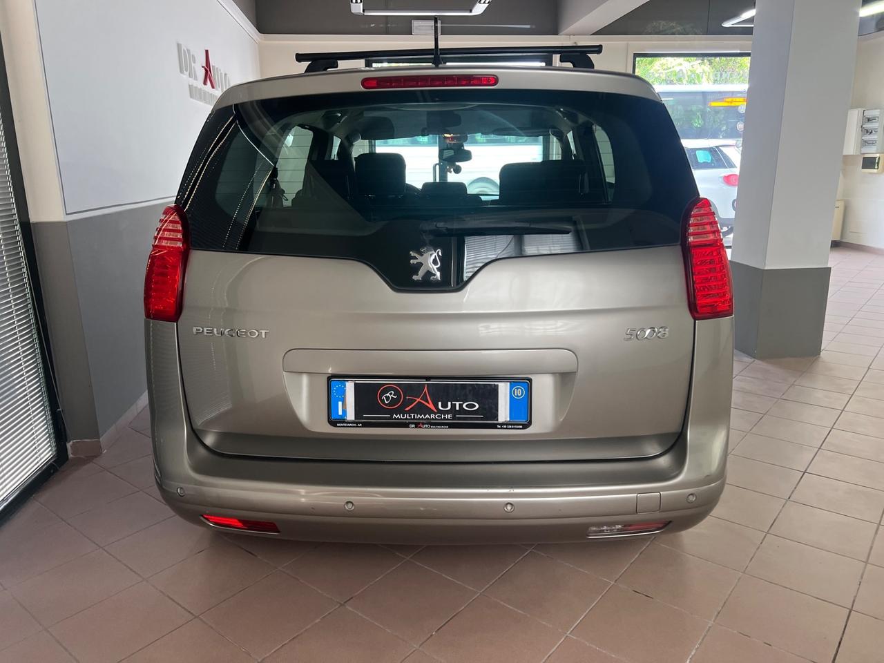Peugeot 5008 1.6 HDi 110CV Premium