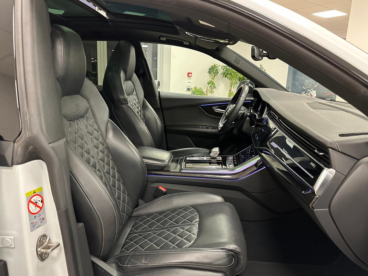Audi Q8 50 TDI 286CV quattro tiptronic S-line 2022