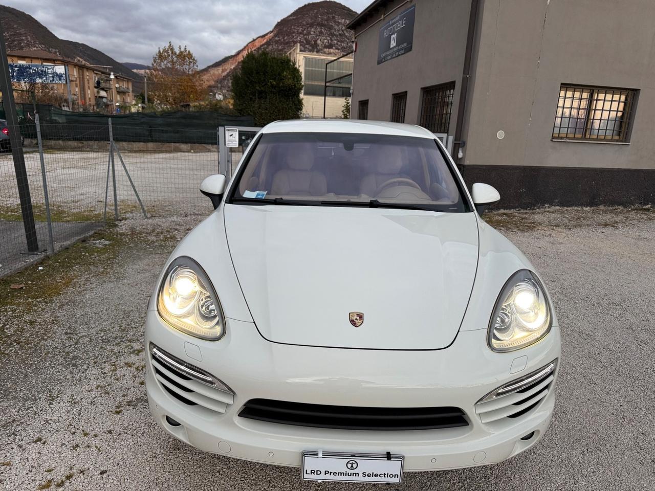 Porsche Cayenne 3.0 Diesel 245cv navi*led+pelle Euro5