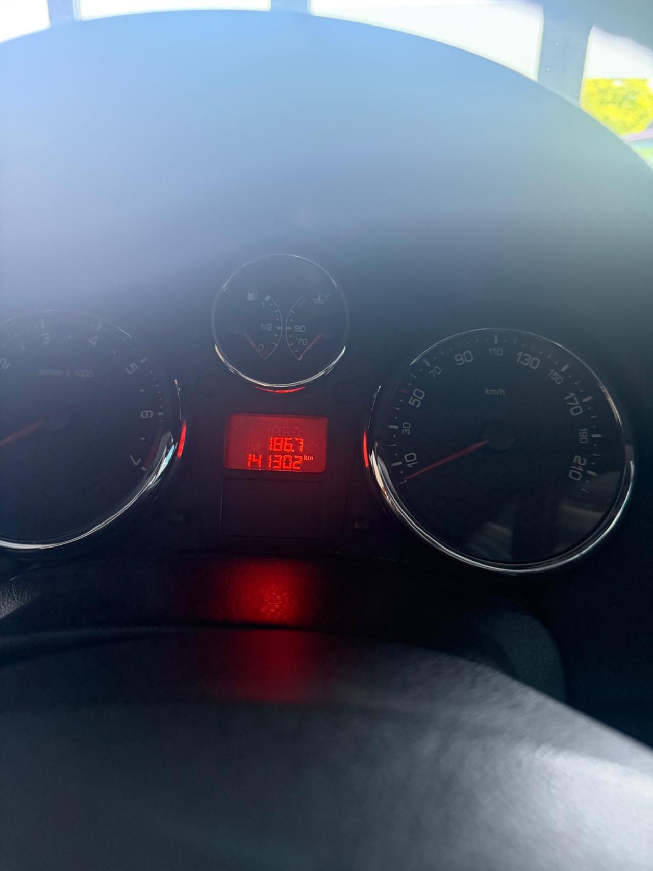 Peugeot 207 1.6 VTi 120CV CC Active