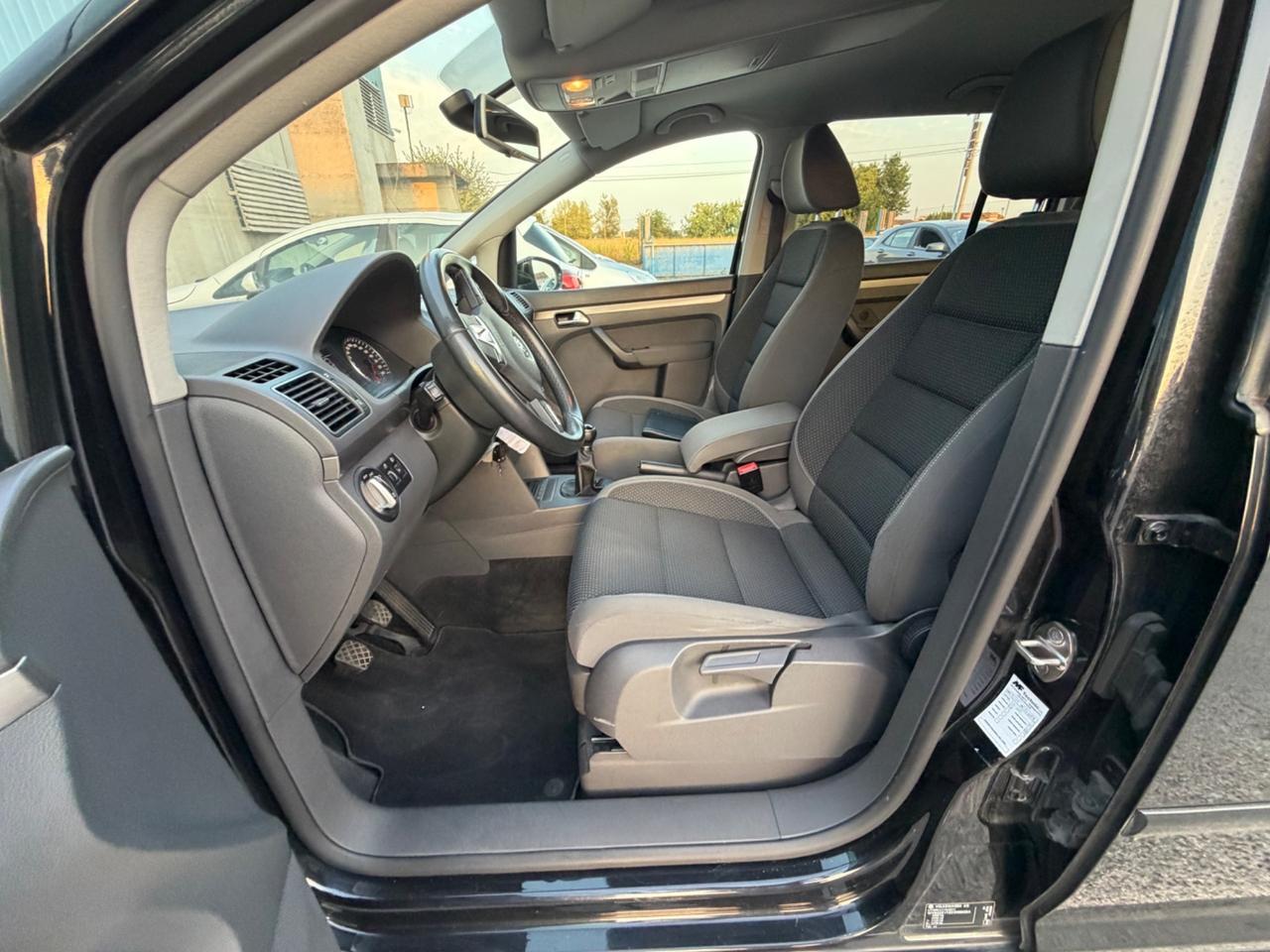 Volkswagen Touran 1.6 TDI Comfortline