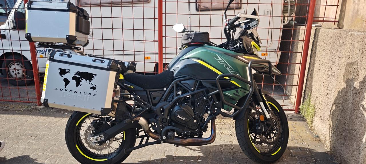 Benelli TRK 702 X