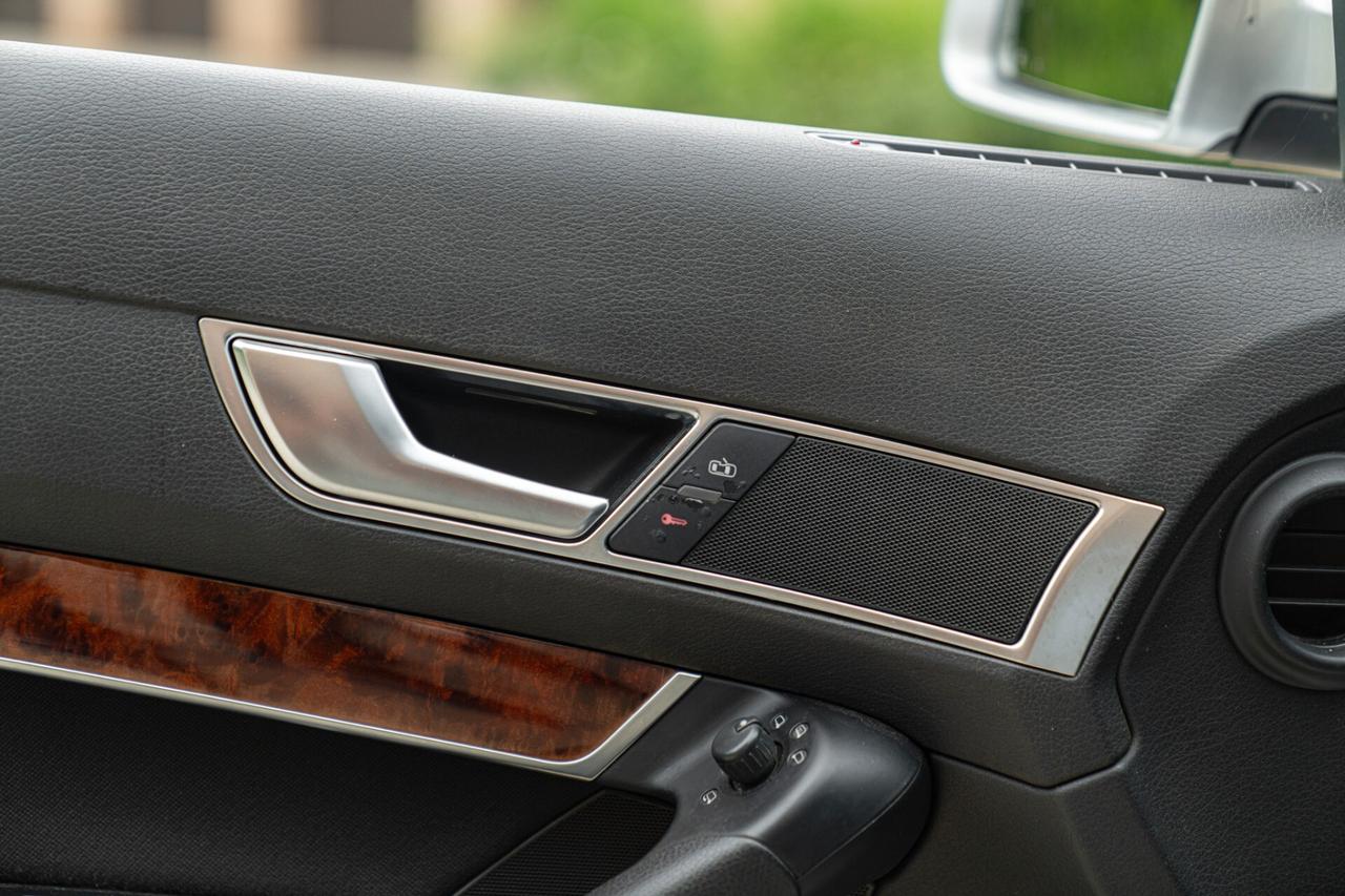 Audi A6 V6 2.7 - AUD00025