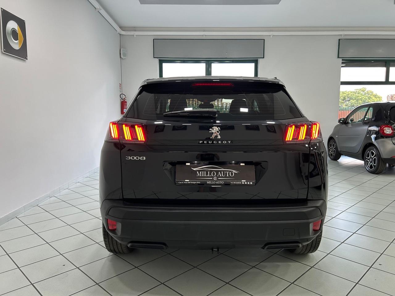 Peugeot 3008 BlueHDi 130 S&S EAT8 Allure