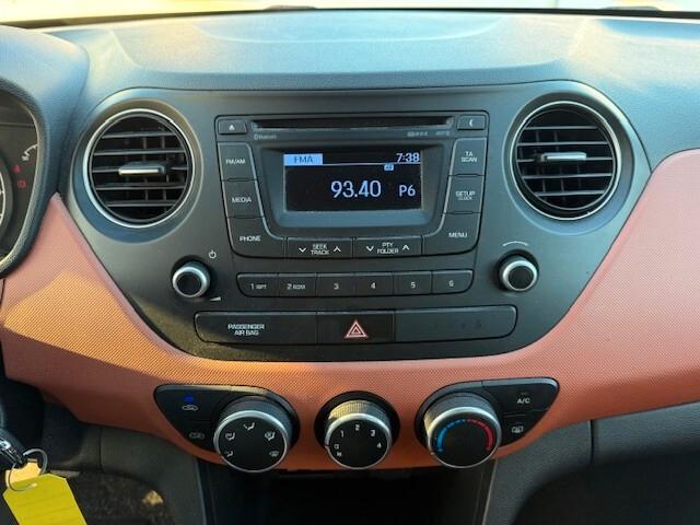 Hyundai i10 1.0 MPI Style 2014