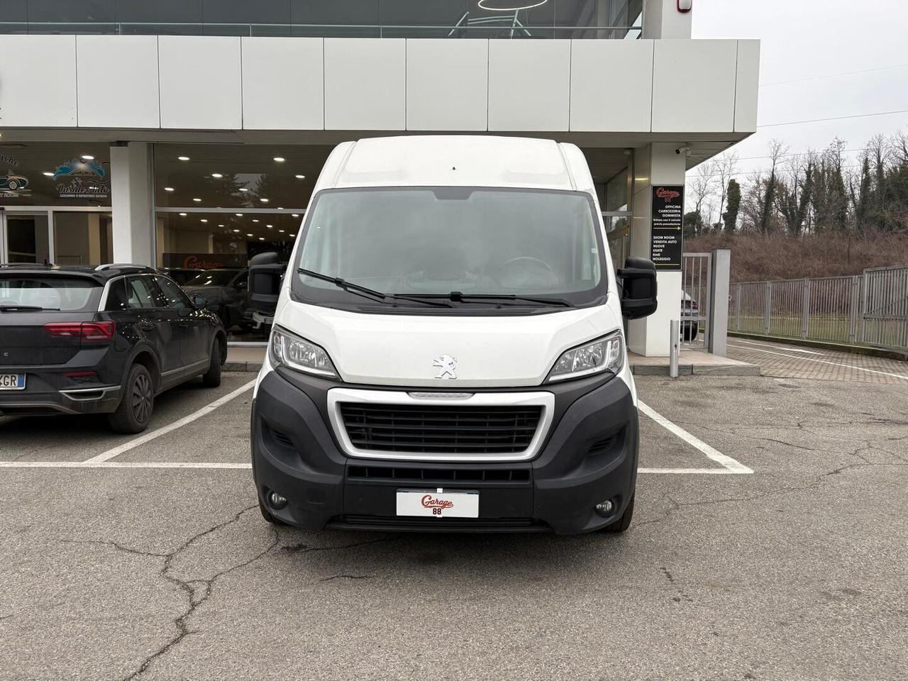 Peugeot Boxer III (II 2011) 335 2.2 bluehdi 140cv S&S L3H2