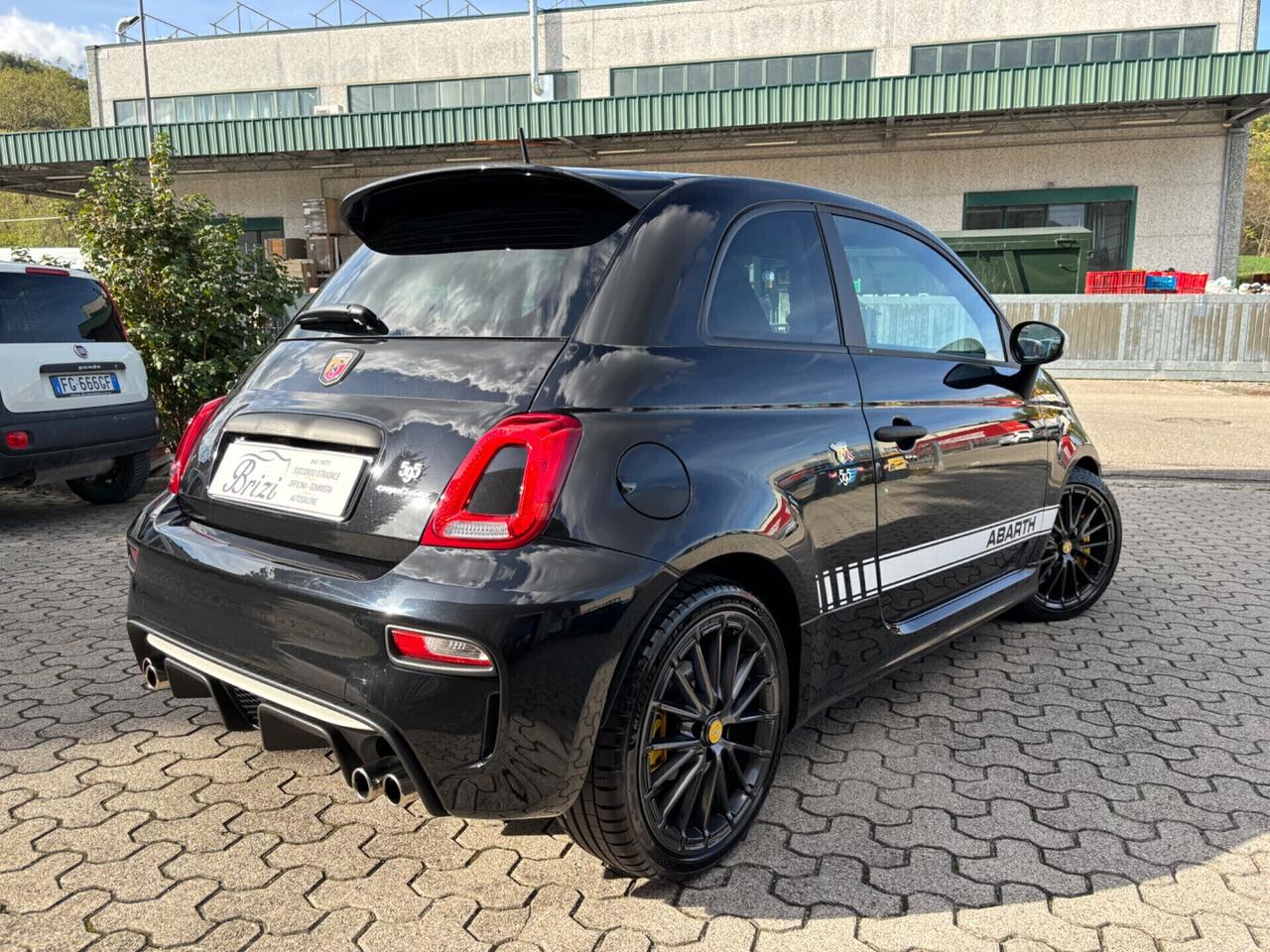 Abarth 595 1.4 Turbo T-Jet 180 CV Competizione