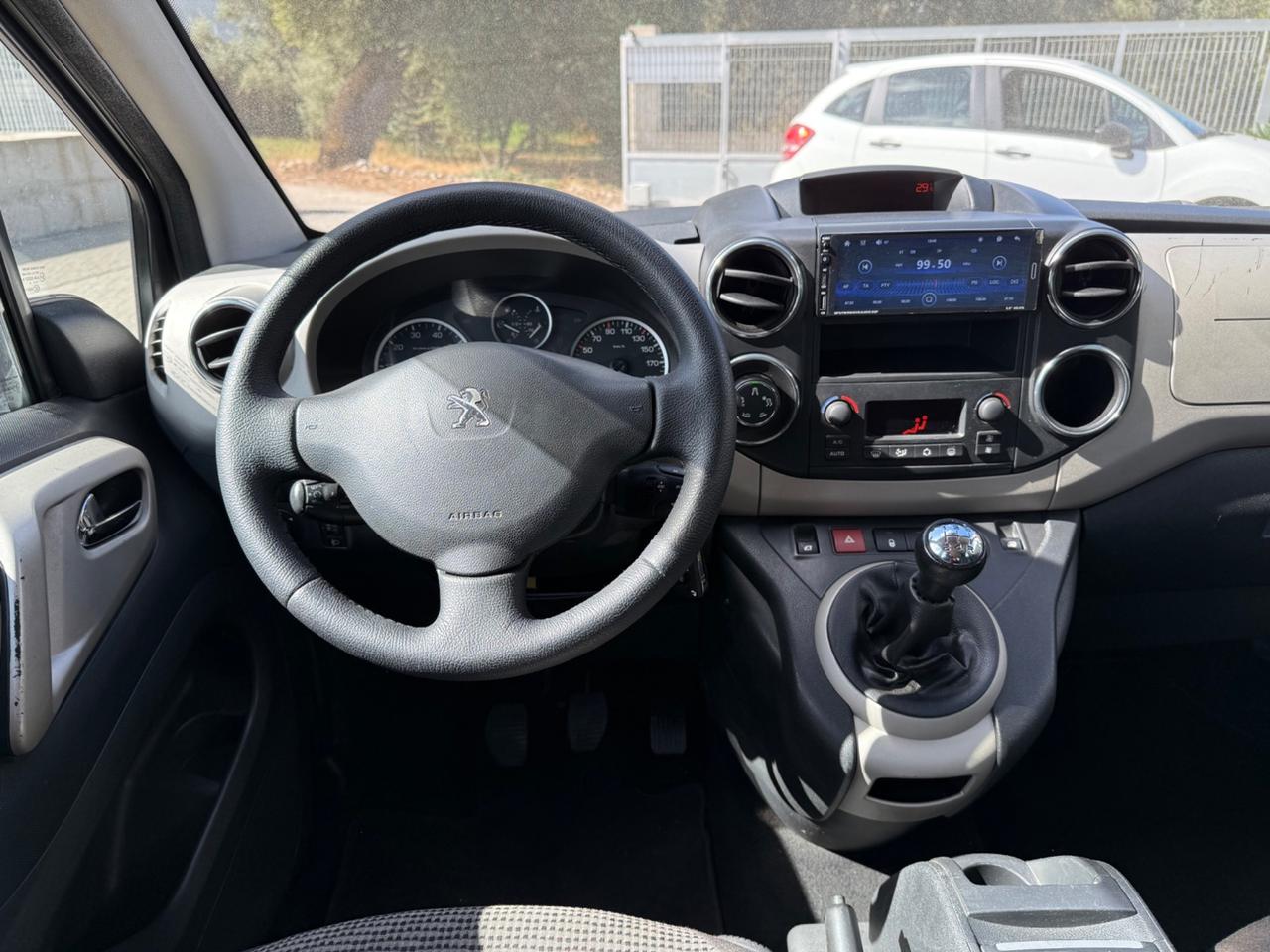 Peugeot Partner Tepee 1.6 HDi 92CV Outdoor