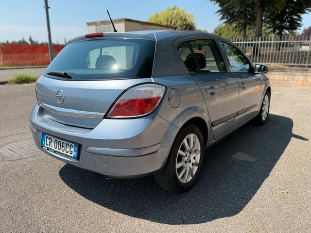 Opel Astra 1.6 16V Twinport 5 porte Cosmo Euro 4 ok neopatentati